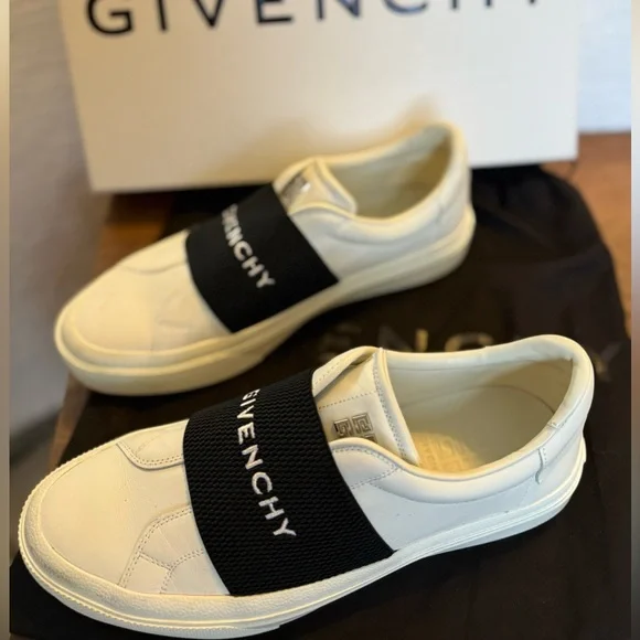 Givenchy Shoes size 41 womens 10